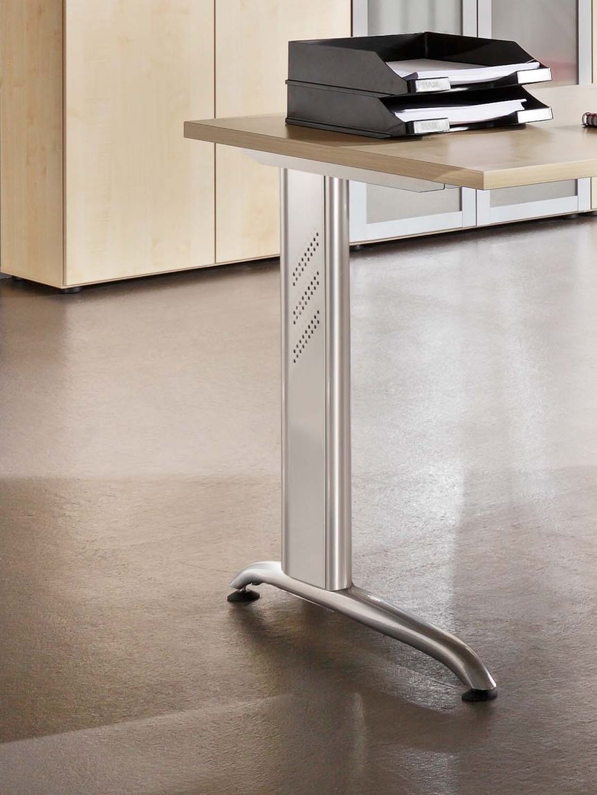 Bangor B-Serie Komplettbüro 13-teilig Nussbaum / Silber