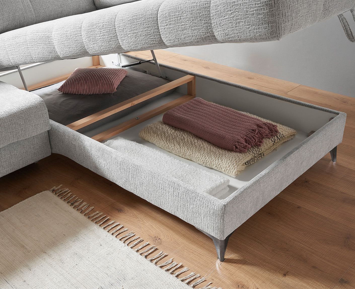 Varadero Ecksofa 289 x 220 cm, mit verstellbaren Kopfstützen & elektrischer Sitztiefenverstellung