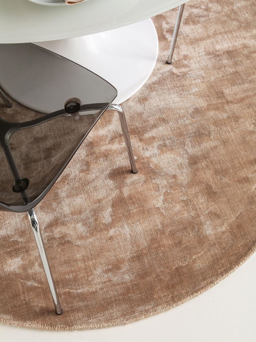 Viskoseteppich rund Nela Taupe