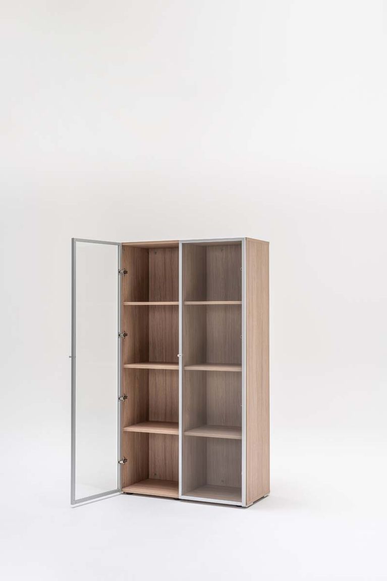 Mito Vitrine 4 OH Robinie/Glas